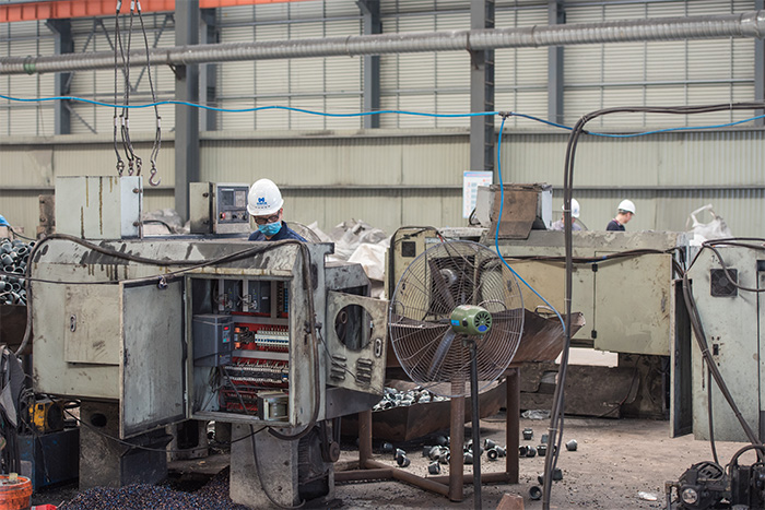 河东网架配件-锥头加工车间